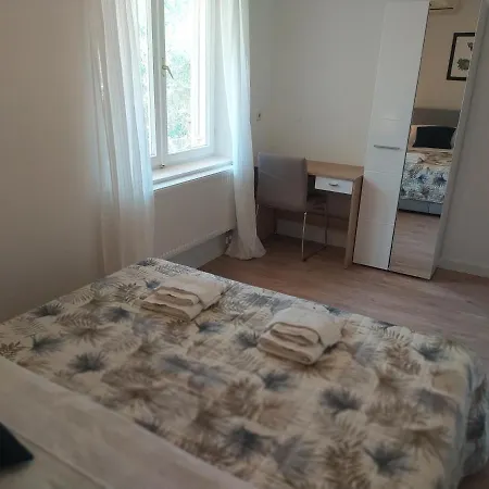 فندق مبيت وإفطار & Poppy Rose