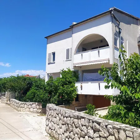 فندق مبيت وإفطار & Poppy Rose