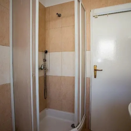 فندق مبيت وإفطار & Poppy Rose