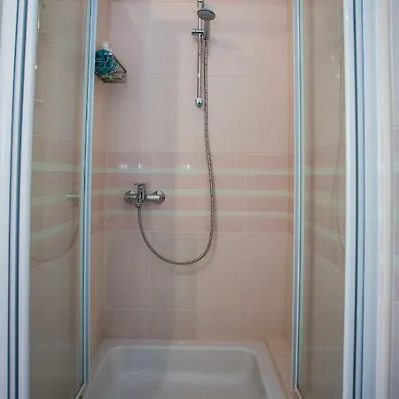 & Poppy Rose فندق مبيت وإفطار